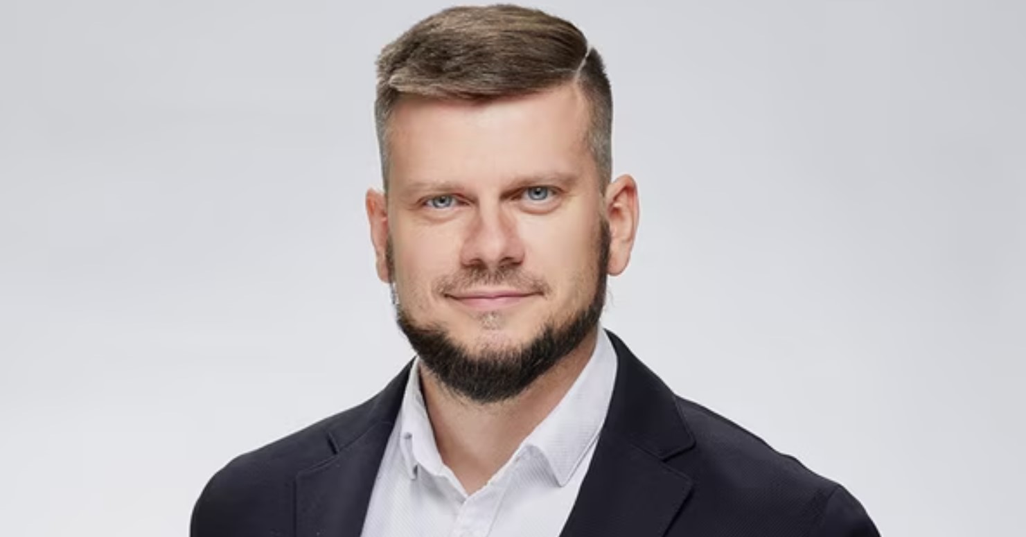 Интервью CEO Артема Быкова для РБК: почему Moneyman сохраняет объемы выдач и остается в лидерах